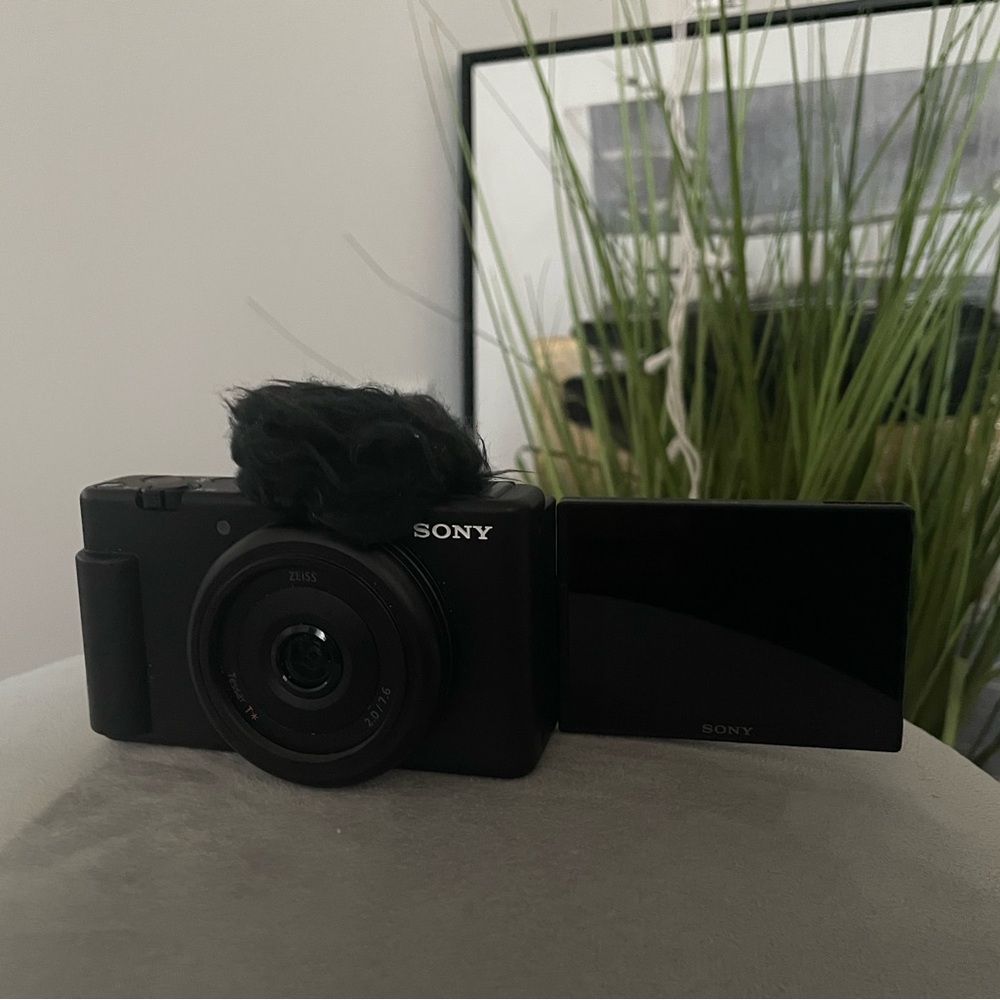 Sony ZV-1F